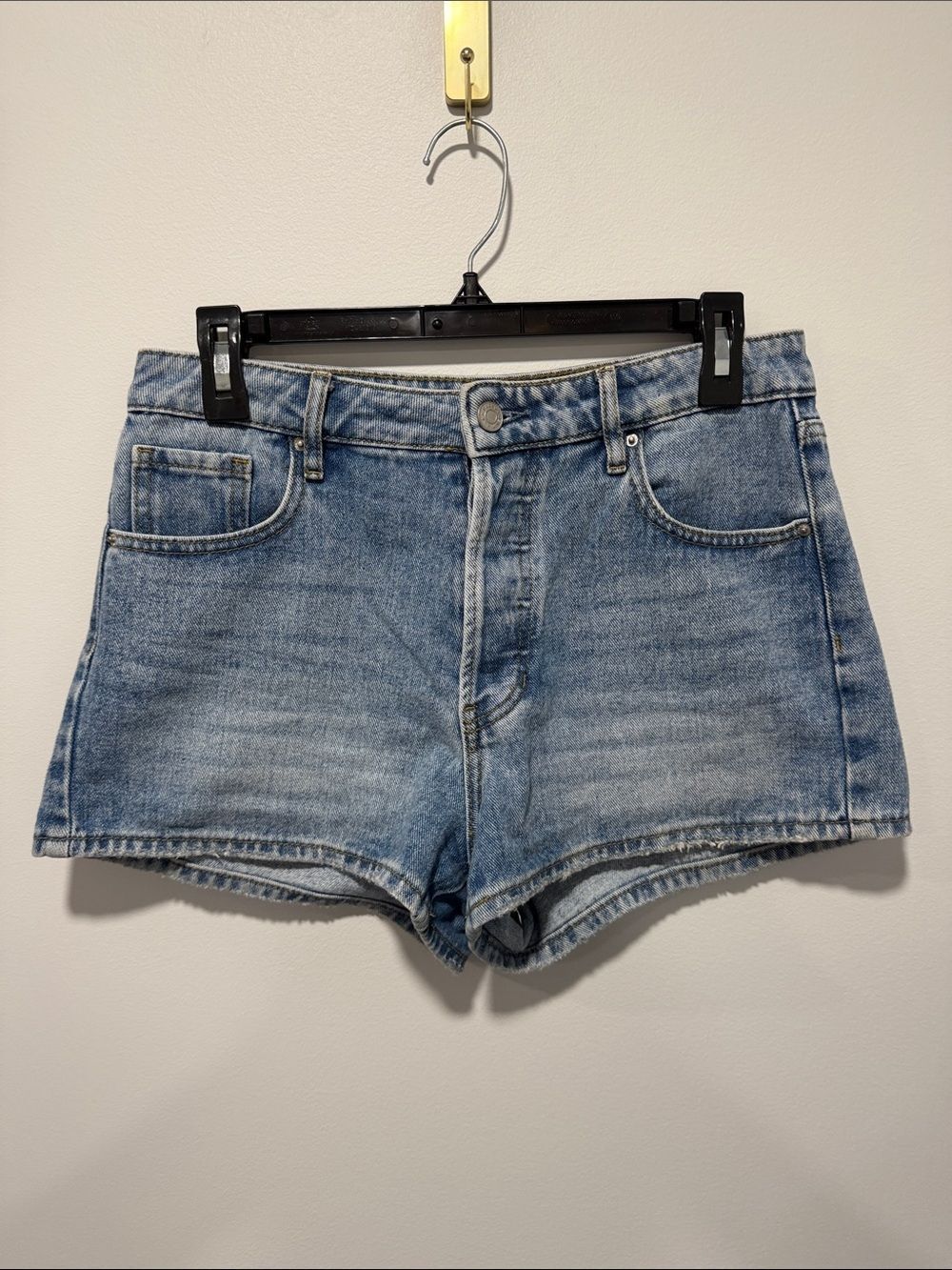 PACSUN 27 High Rise Festival Vintage Wash Distressed Hem Denim Jean Shorts